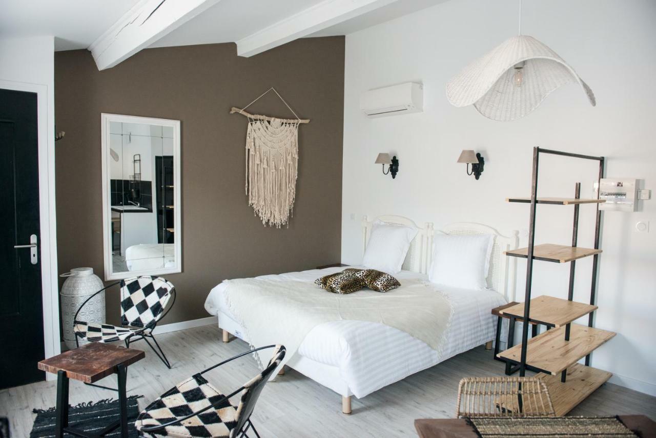 Les Du 17 Guest house